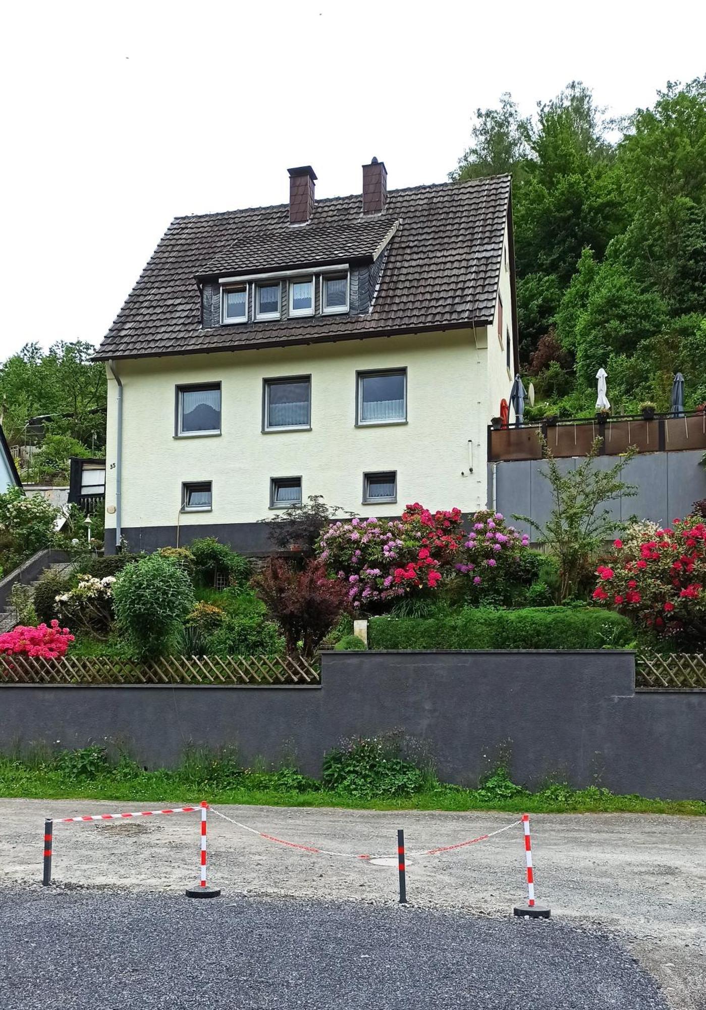 Ferienwohnung Mit Terrasse Fuer 1-4 Personen Altena Buitenkant foto